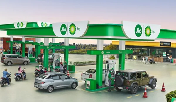 Jio‑BP Petrol Pump